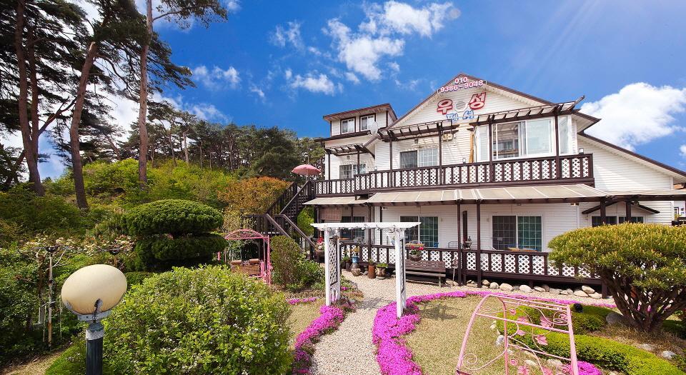 Gyeongpo Woosung Pension جانجنيونج المظهر الخارجي الصورة